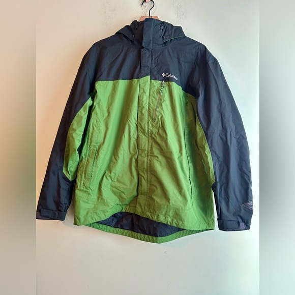 Columbia Pouring Adventure Waterproof Omni Tech Rain Jacket - Picture 2 of 6